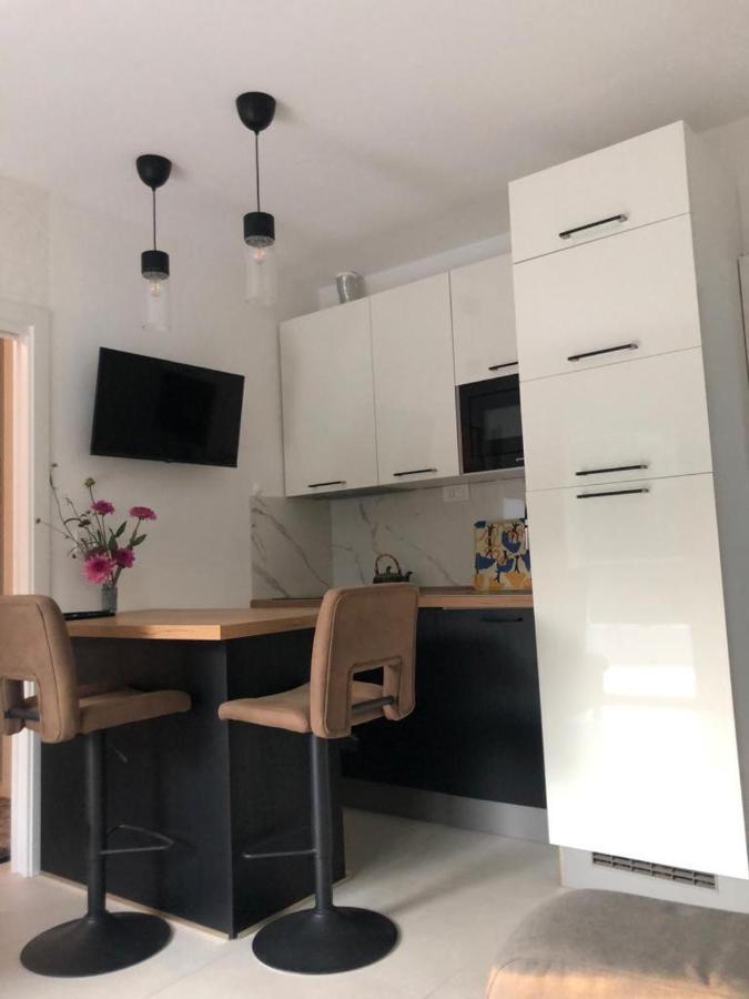 Apartment Lena Чижичи Экстерьер фото